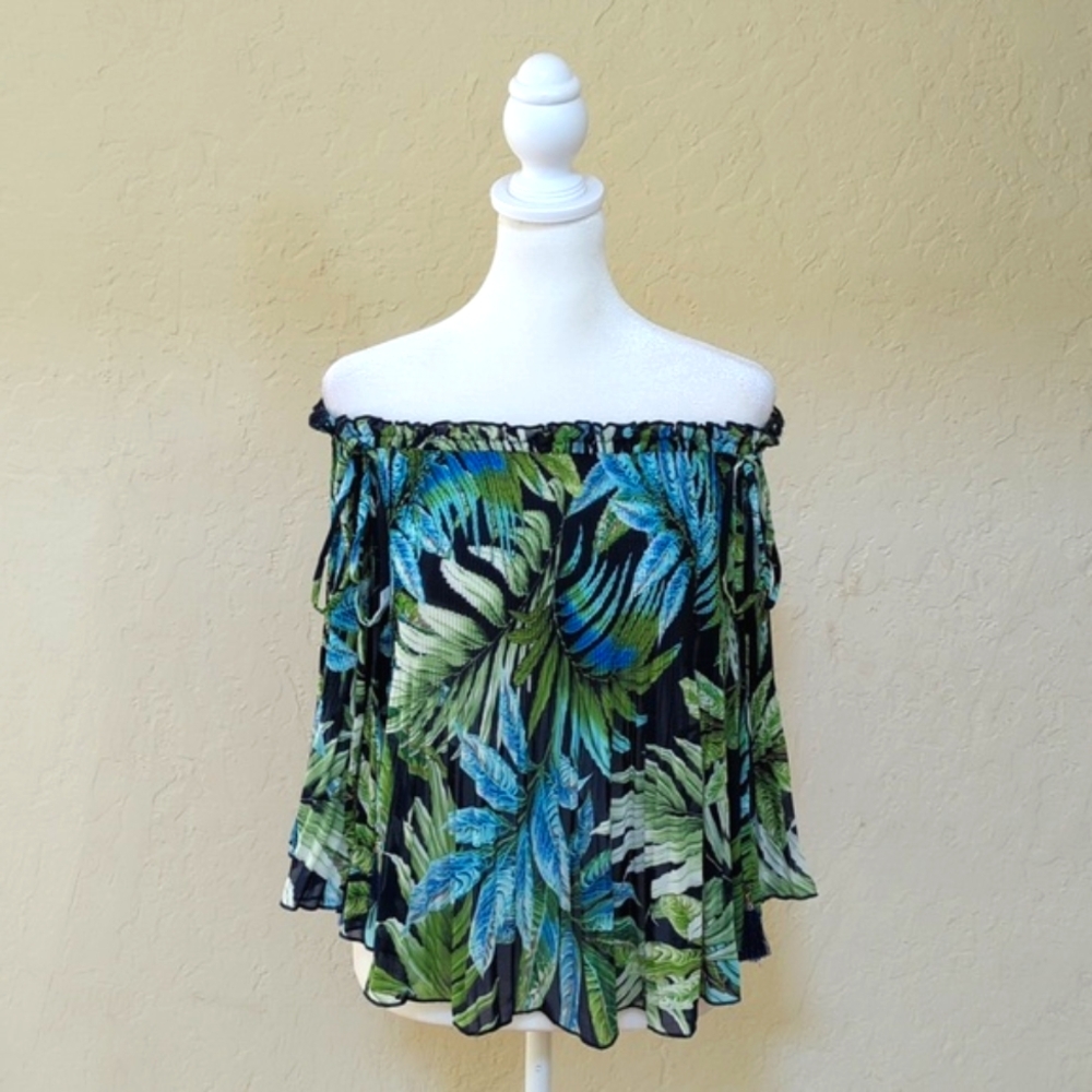 Umi Eason Floral Off the Shoulder Chiffon Top Medium
